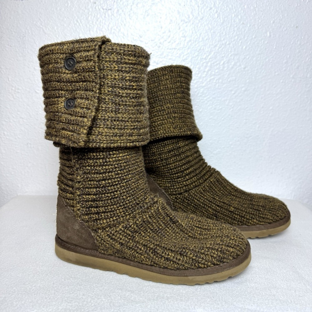 Ugg Classic Cardy Knit Boots Women's Size 7 Buttons Pull On Brown 5819 READ